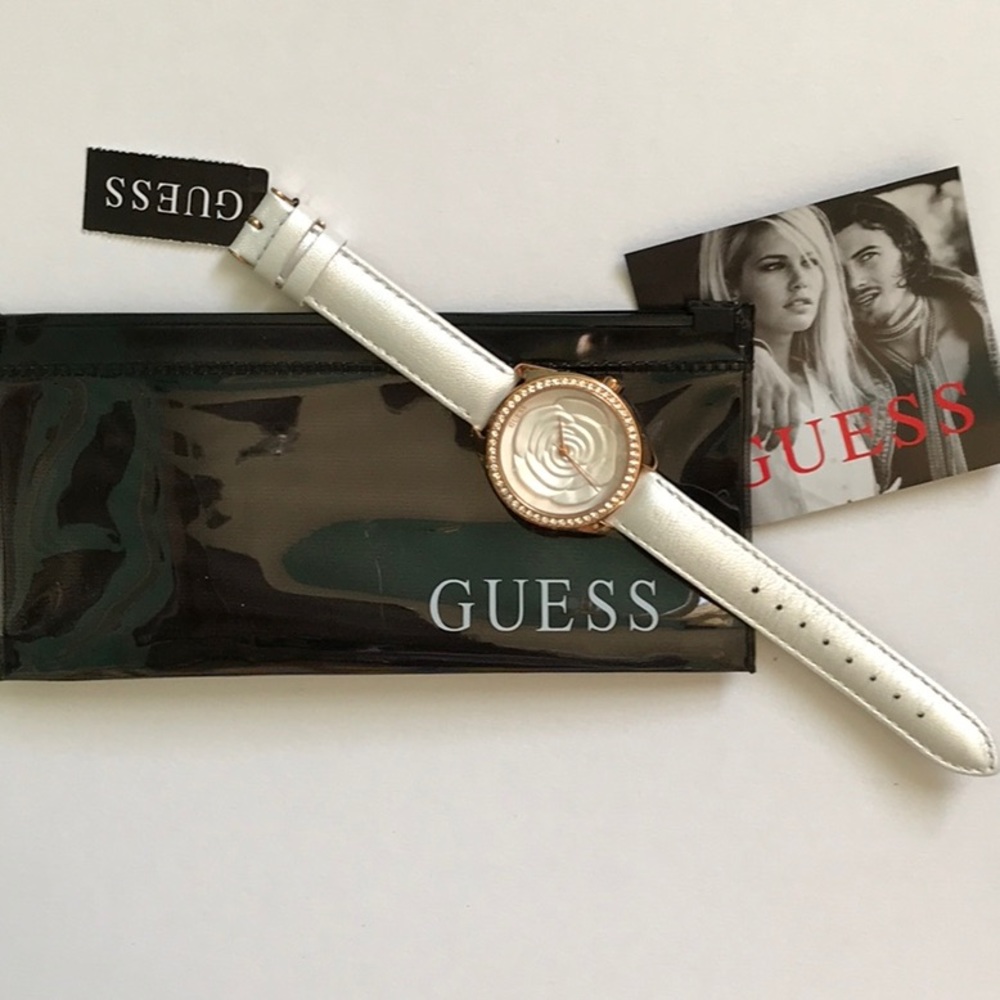 🌼Guess Rose Watch🌼